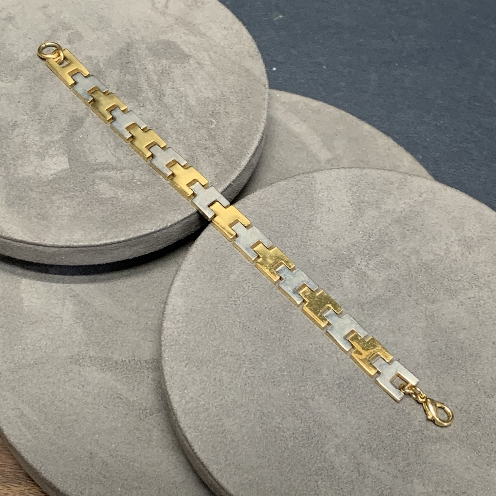 Vtg Two Tone Puzzle Link Bracelet Reversible Gold Silver Tone 7&acirc; Bracelet